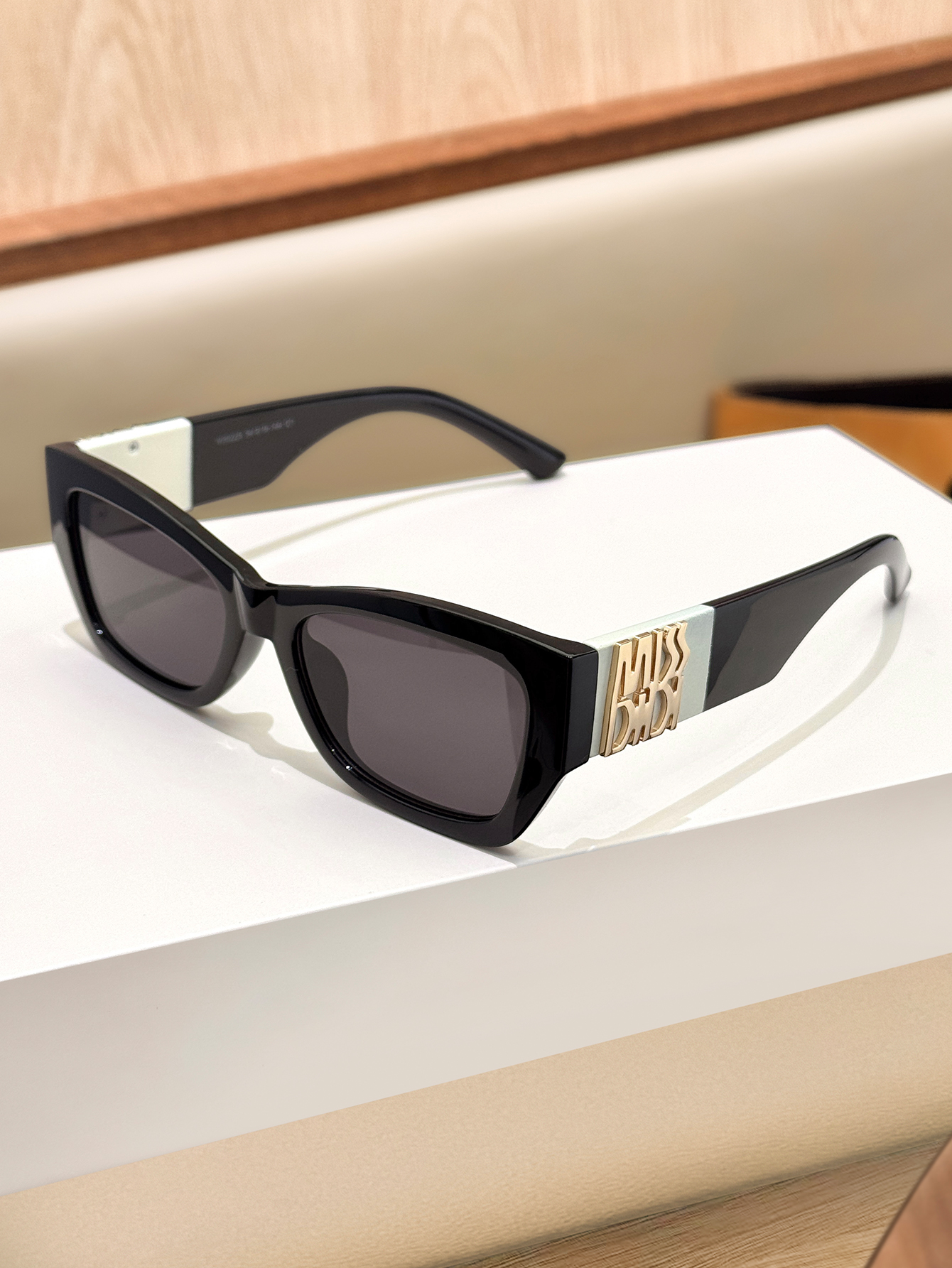 1Pc Light Luxury Style Black F - Photography Lighting Style incelemesi ve fiyatı